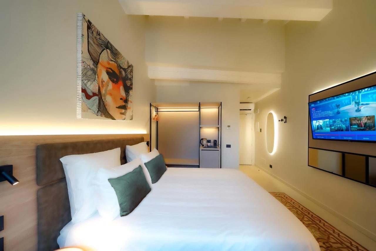 21 Guest house